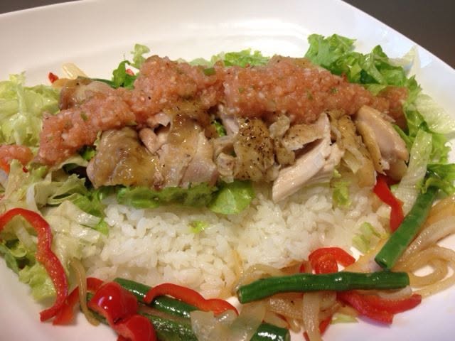 実際に作った、ローストチキンのサラダ丼